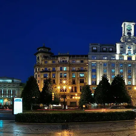 Castro Real Szálloda Oviedo