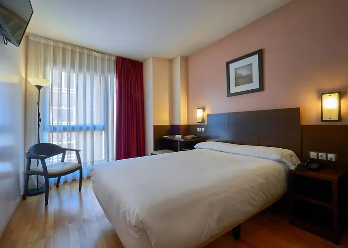 Castro Real فندق اوفيدو