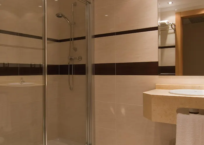 Castro Real فندق اوفيدو