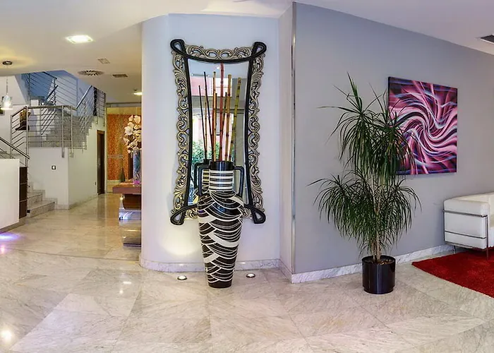 فندق Castro Real اوفيدو